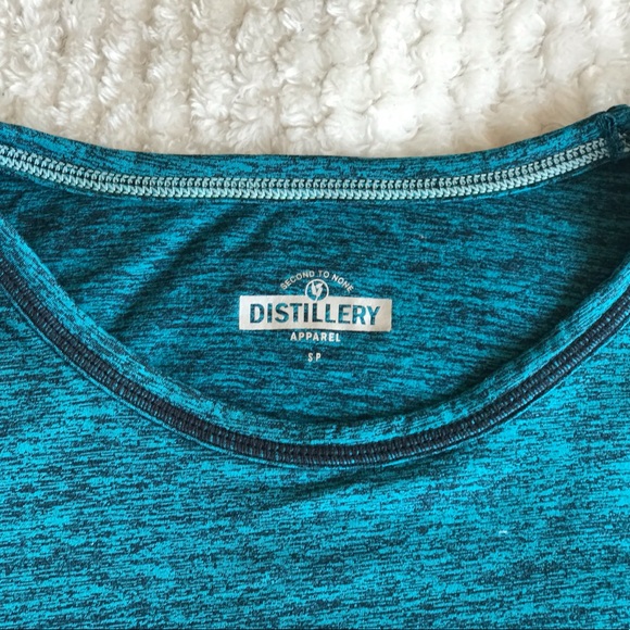 🏷️BUY 4 GET 1 FREE🏷️ Men’s Distillery Apparel Shirt - Picture 3 of 6